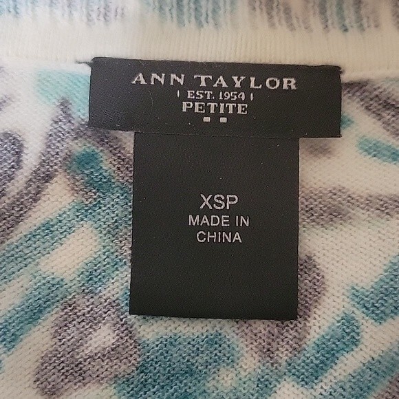 Ann Taylor abstract print V neck short sleeve cardigan camisole set size XSP - Picture 7 of 13